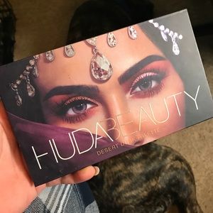 HUDA Beauty Desert Dusk Palette